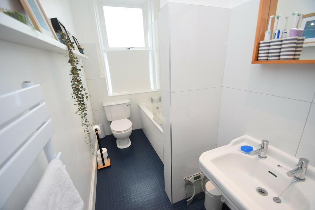 Additional property image - Park Grove, Shipley