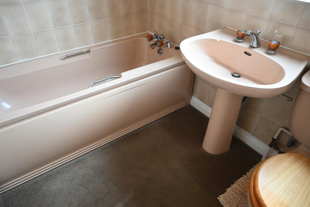 Additional property image - Wheathead Lane, Keighley