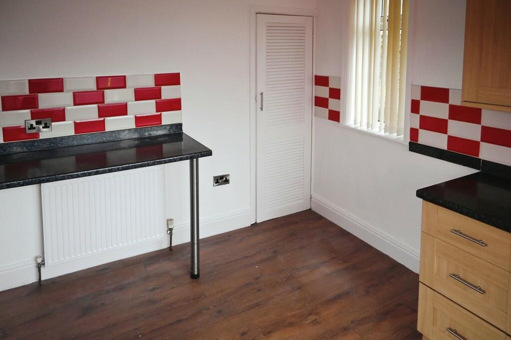 Additional property image - Oakbank Avenue, Keighley