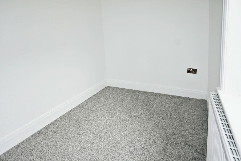 Additional property image - Oakbank Avenue, Keighley