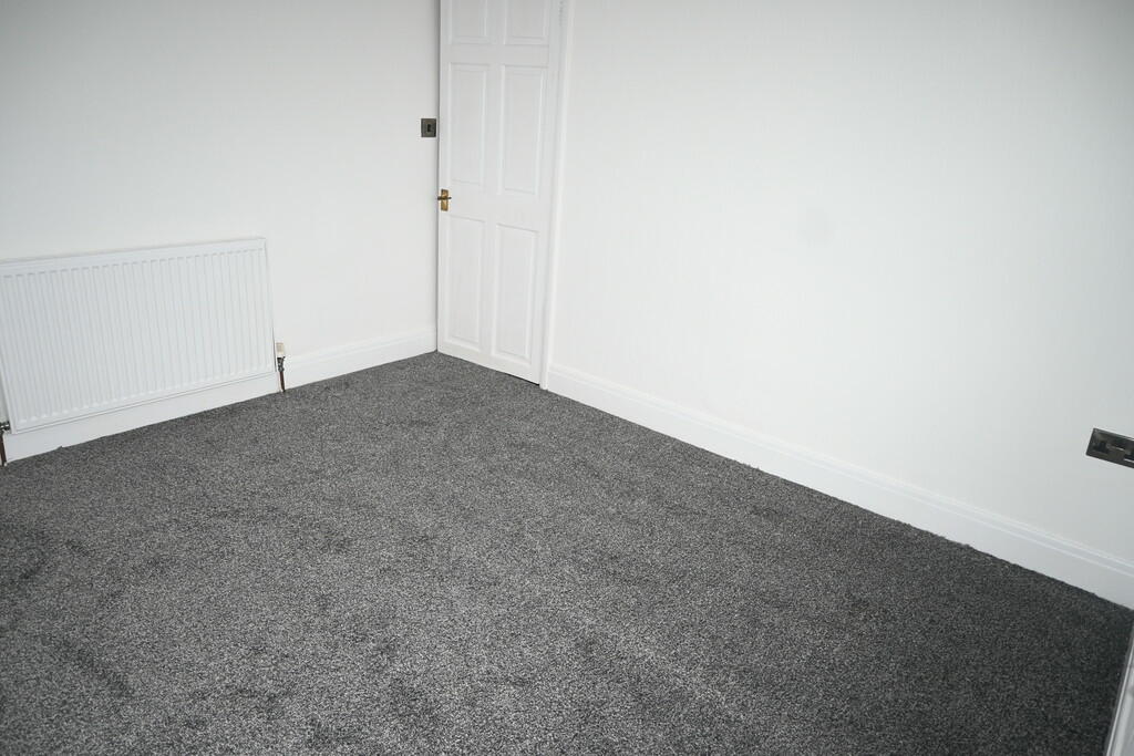 Additional property image - Oakbank Avenue, Keighley