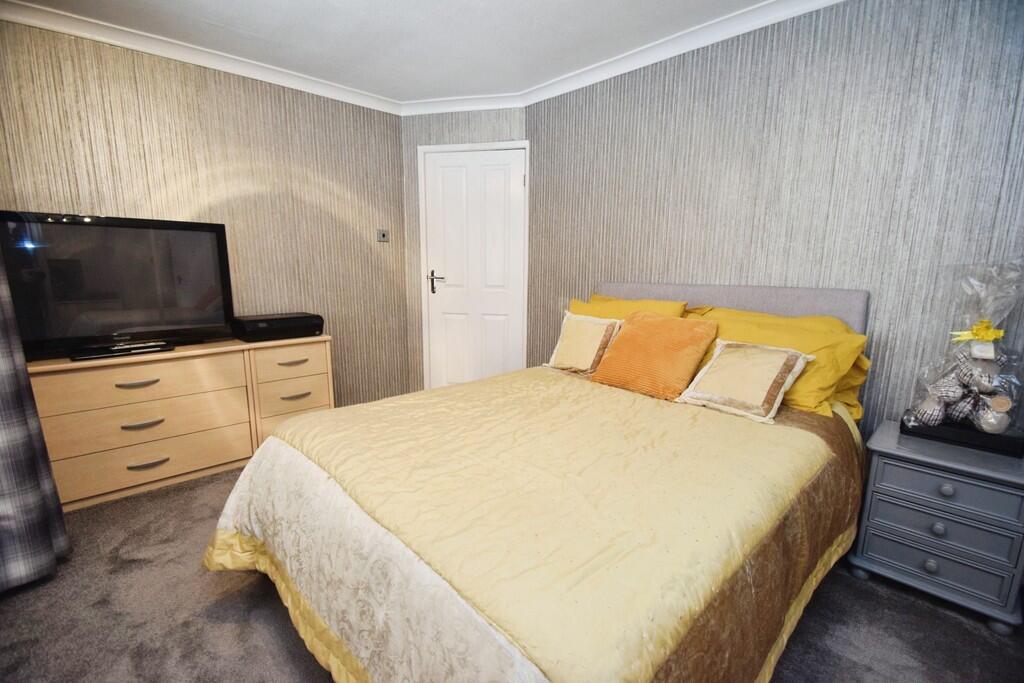 Additional property image - Woodland Grove , Bradford