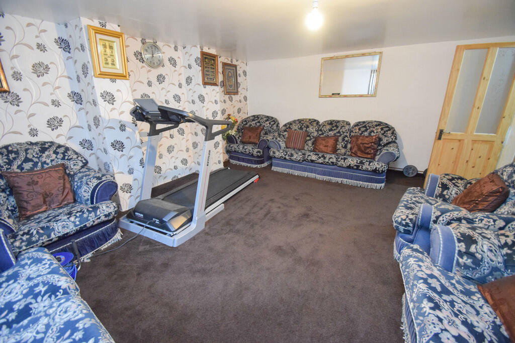 Additional property image - Wellington Crescent, Shipley