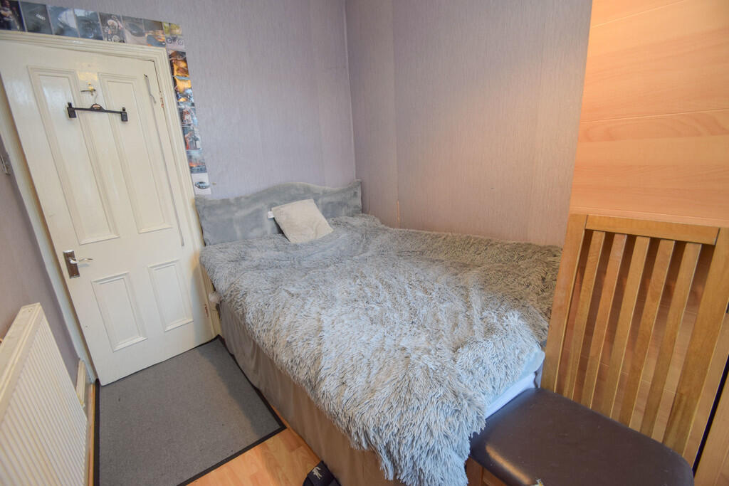 Additional property image - Wellington Crescent, Shipley