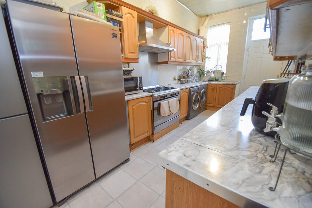 Additional property image - Wellington Crescent, Shipley
