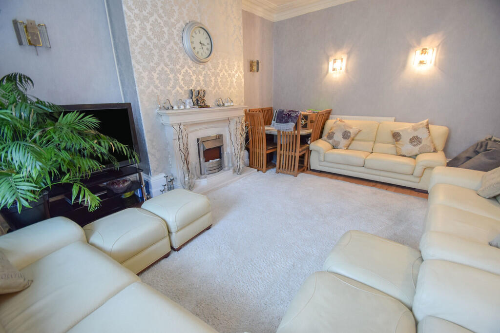 Additional property image - Wellington Crescent, Shipley