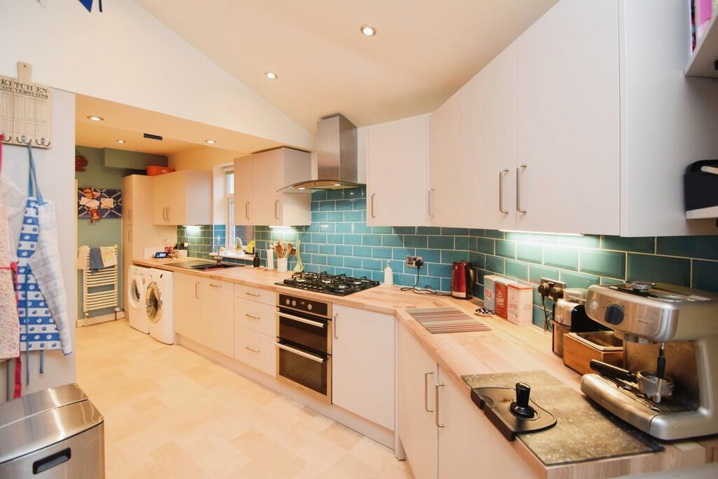 Additional property image - Fairway, Shipley