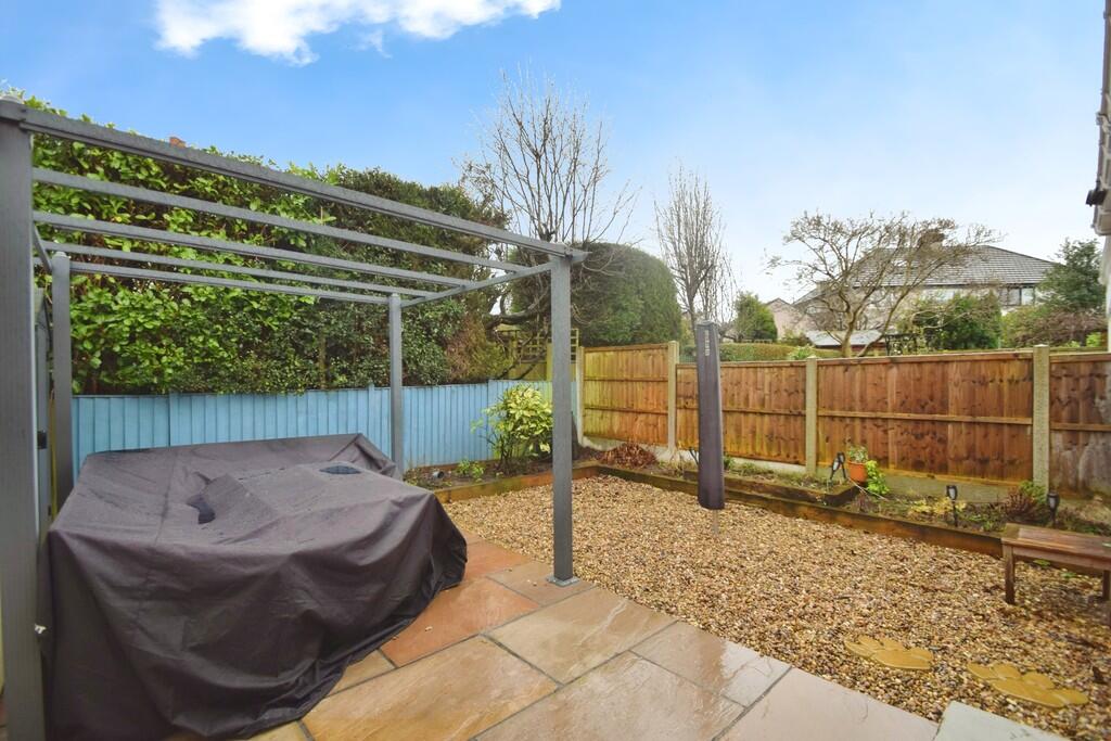Additional property image - Fairway, Shipley