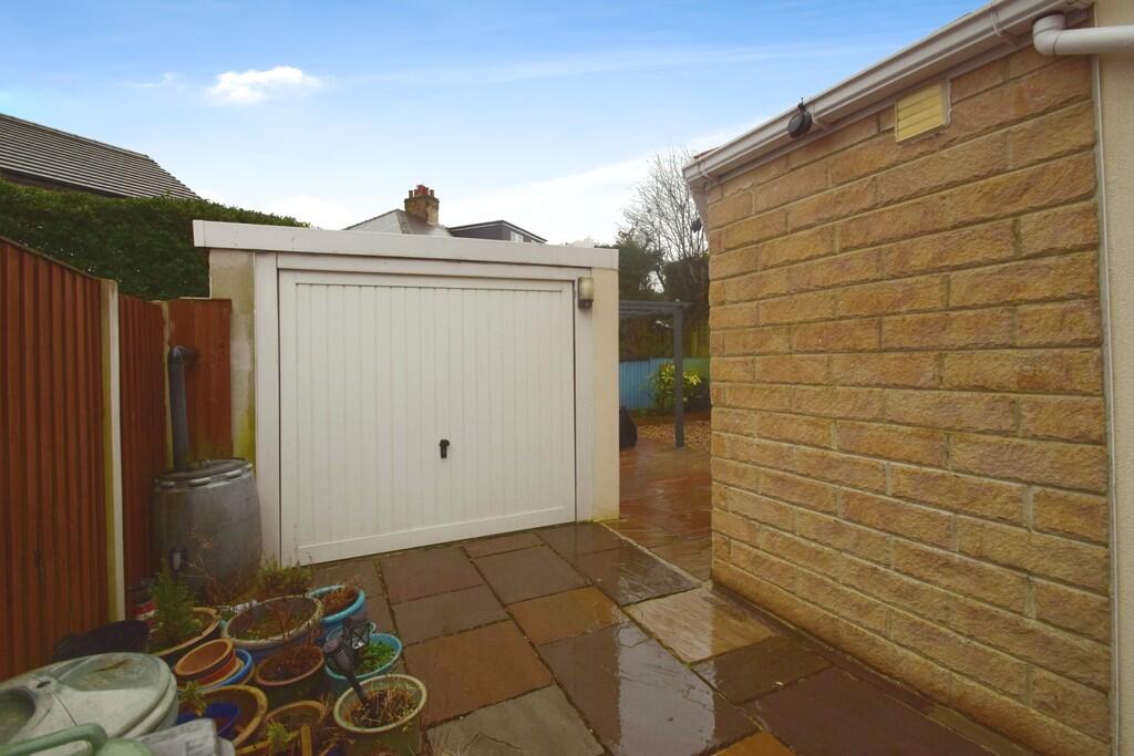 Additional property image - Fairway, Shipley