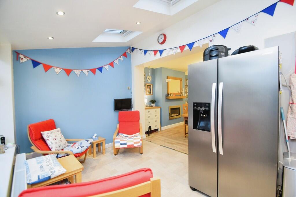 Additional property image - Fairway, Shipley