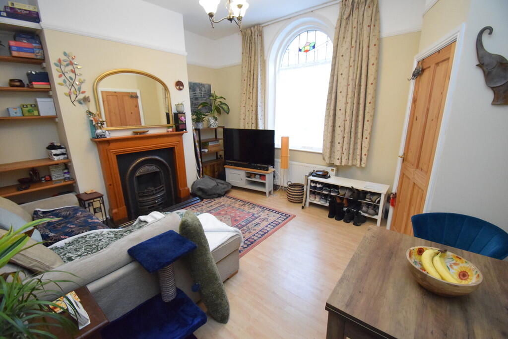 Additional property image - Shirley Street, Saltaire
