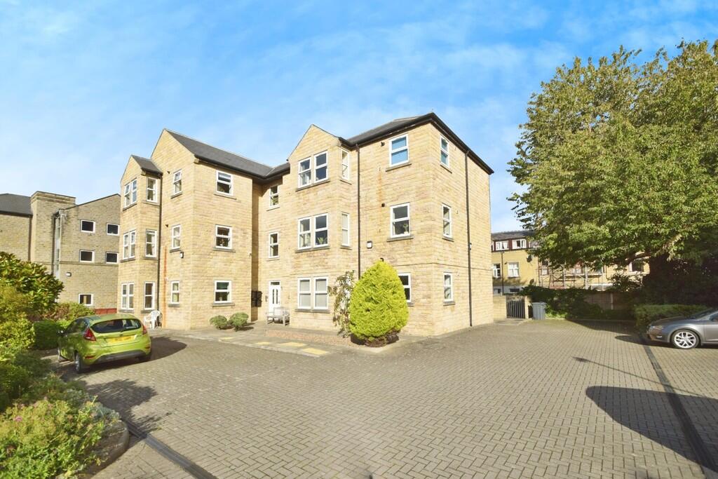 Main image of property: Wellington Crescent, Shipley