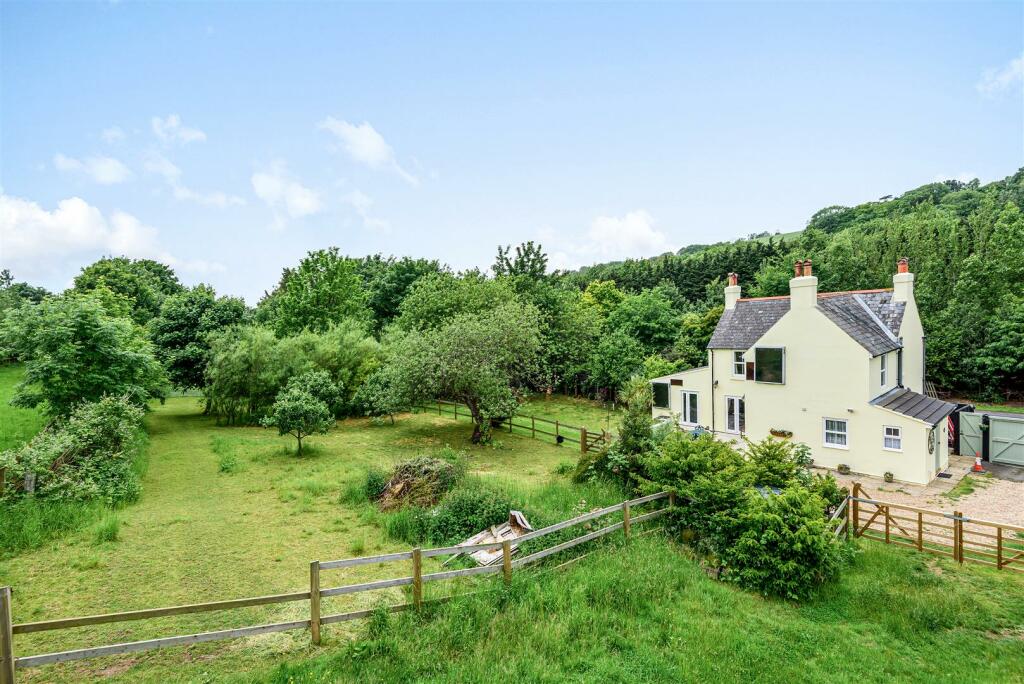 Additional property image - Hawkinge, Kent