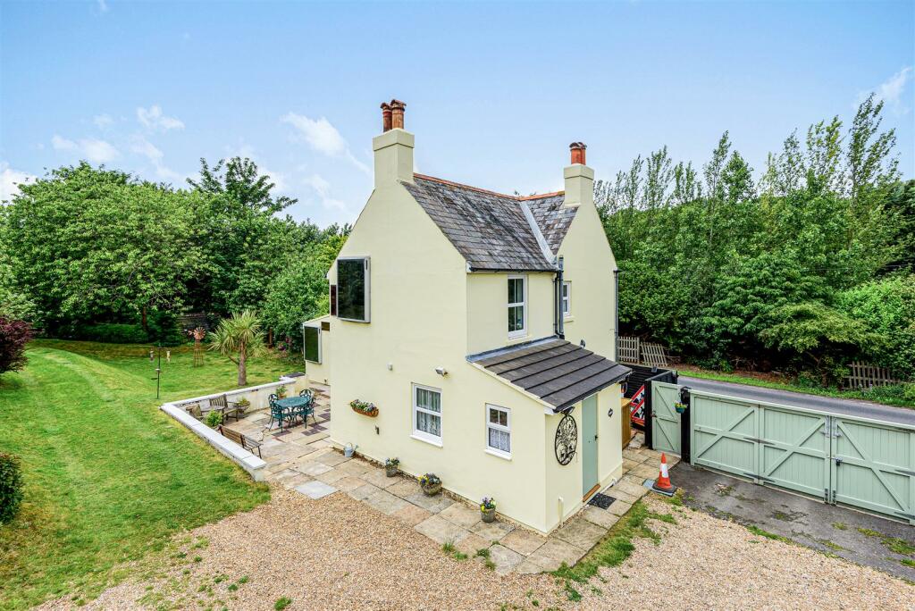 Additional property image - Hawkinge, Kent