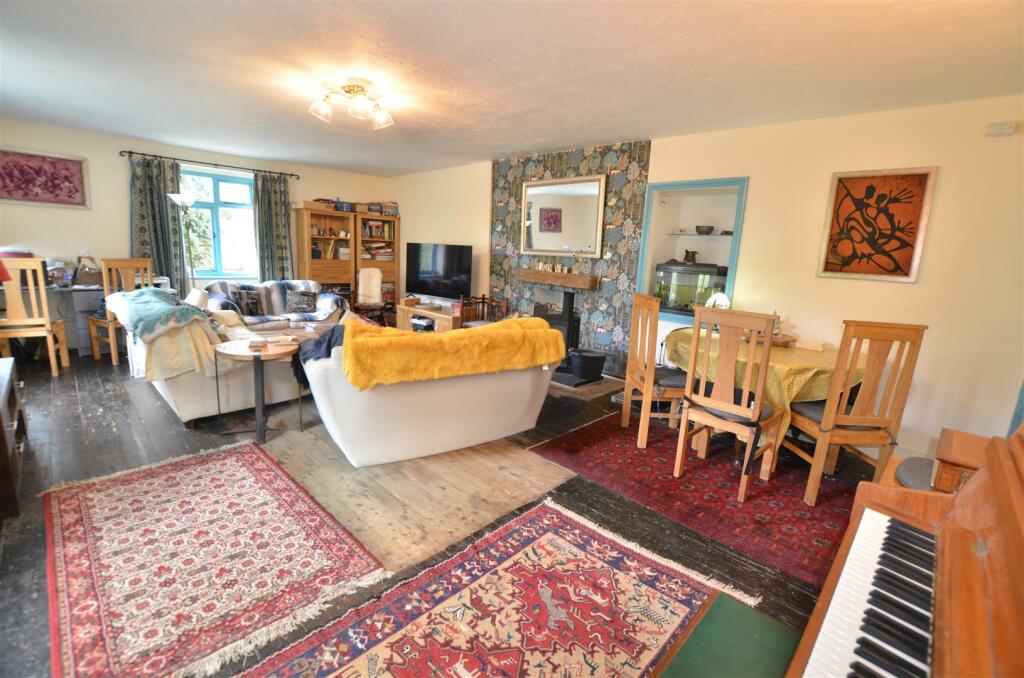 Additional property image - Warlingham, Surrey