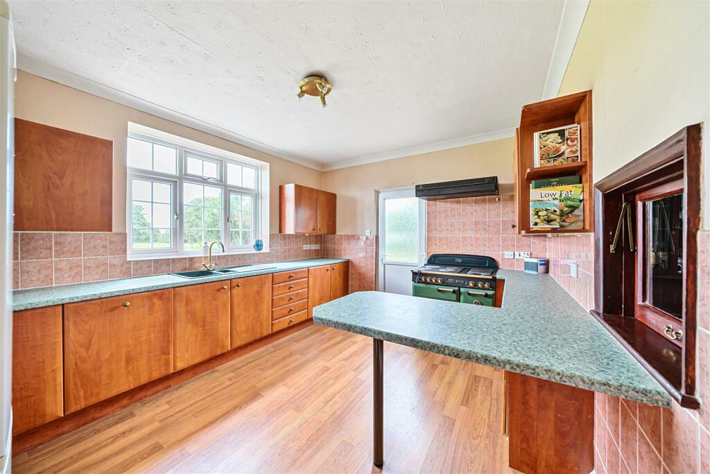 Additional property image - Rural Martin Mill, East Kent