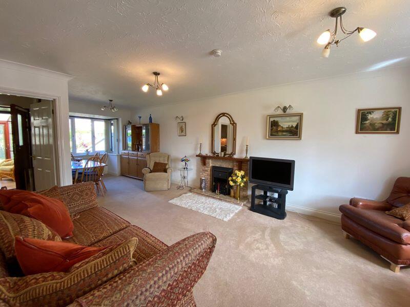 Additional property image - ALVESTON