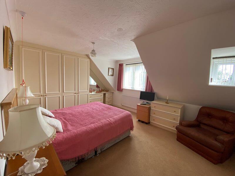 Additional property image - ALVESTON