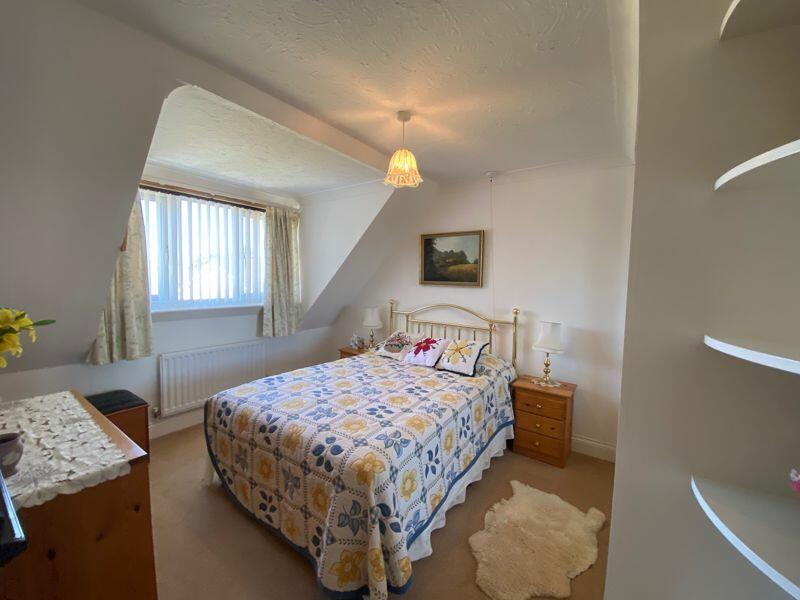 Additional property image - ALVESTON