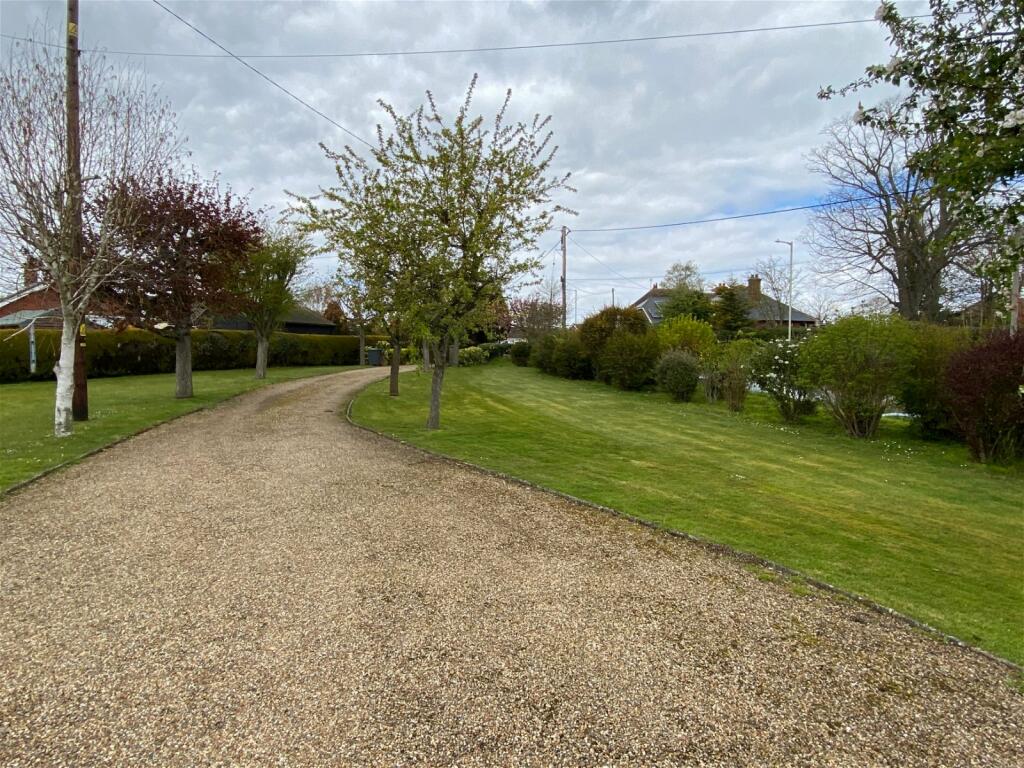 Plot for sale in Mount Pleasant, Framlingham, Suffolk, IP13