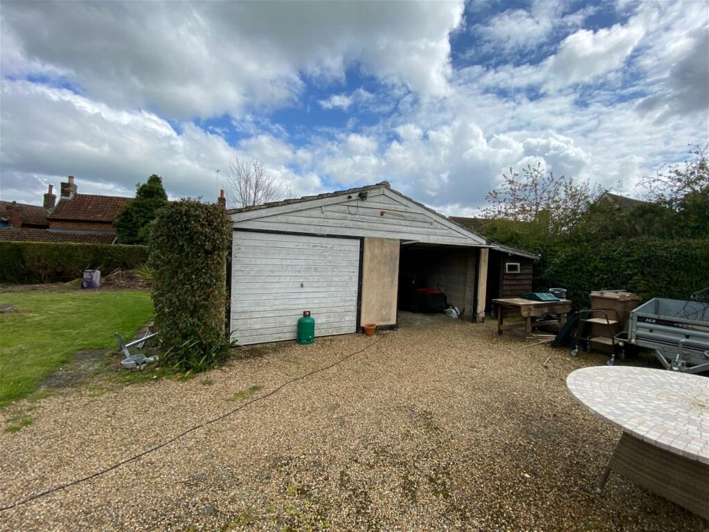 Plot for sale in Mount Pleasant, Framlingham, Suffolk, IP13