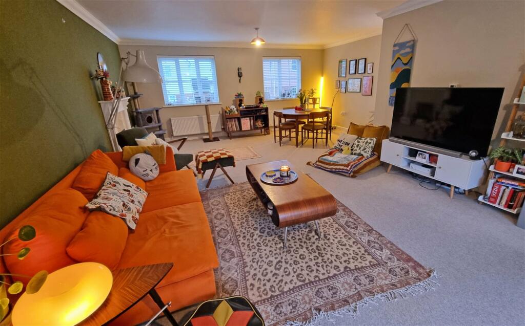 3 bedroom detached house for sale in Framlingham, Suffolk, IP13