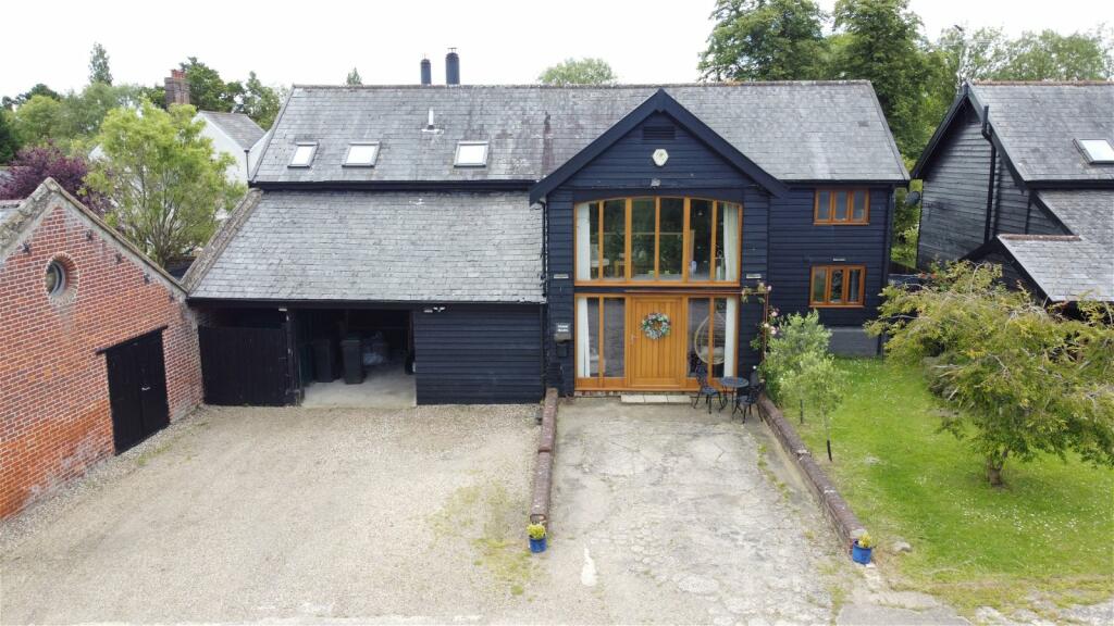 4 bedroom barn conversion for sale in Combs, Near Stowmarket, Suffolk, IP14