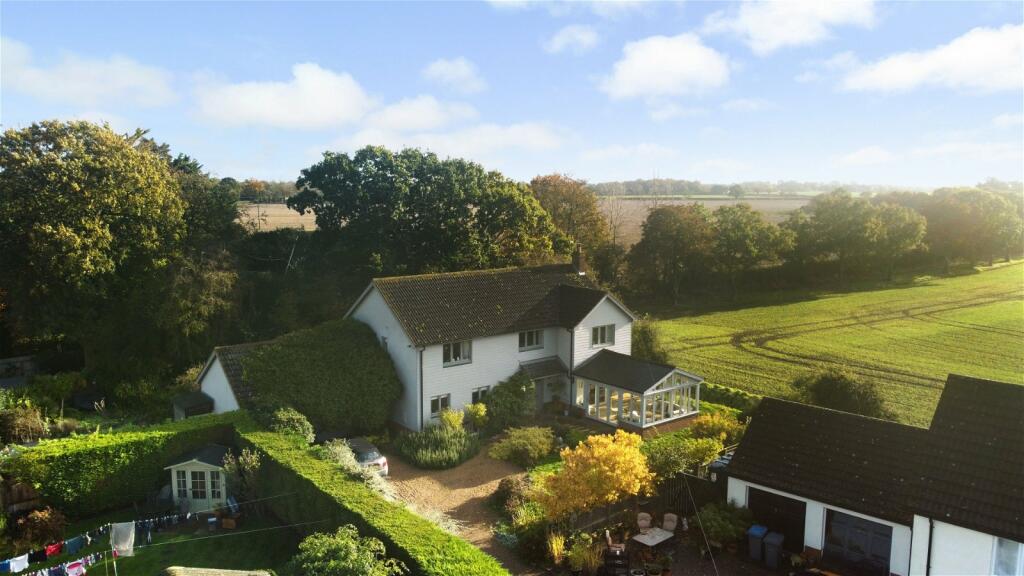 4 bedroom detached house for sale in Badingham, Near Framlingham