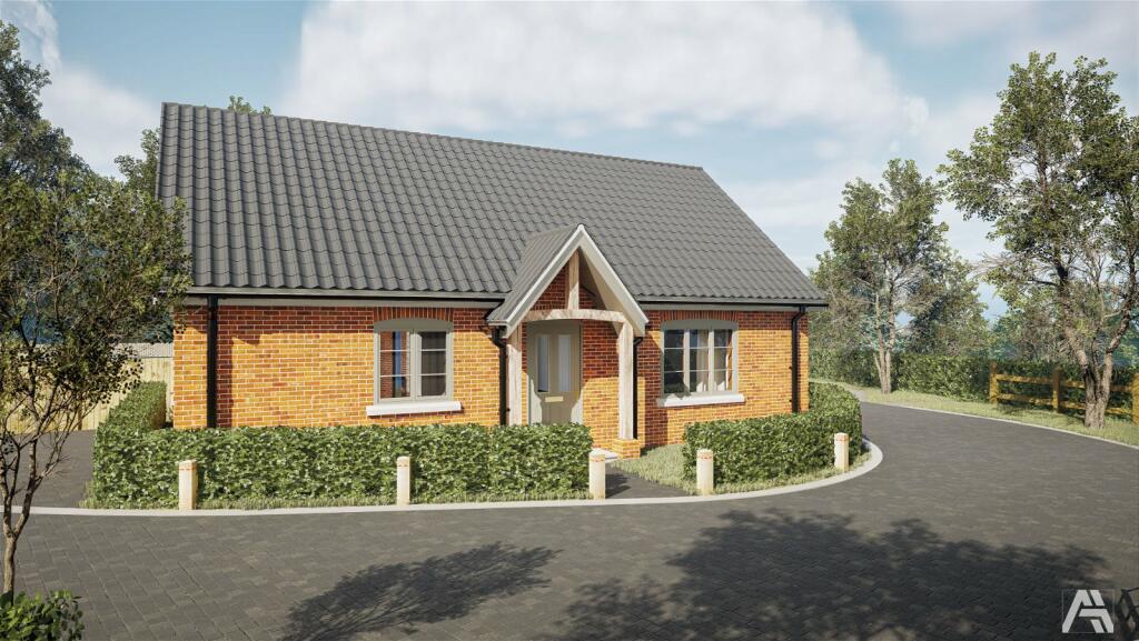 2 bedroom detached bungalow for sale in Halesworth, Suffolk, IP19