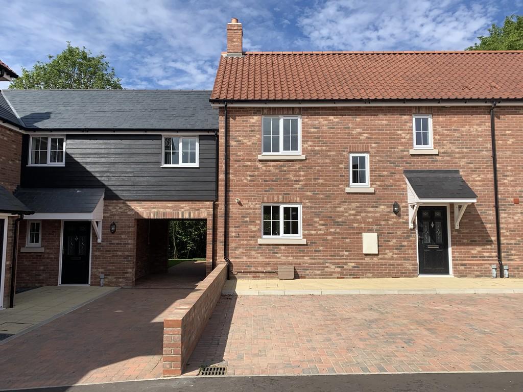 3 bedroom semidetached house for sale in Framlingham, Suffolk, IP13