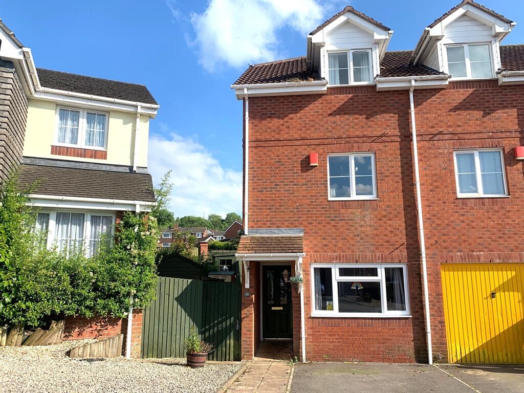 4 bedroom end of terrace house for sale in Sawmills Way, Honiton, EX14