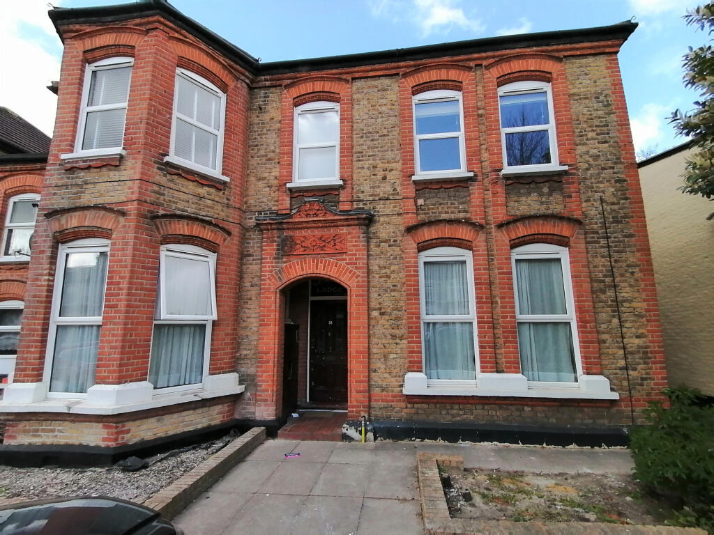 Main image of property: 55 Norfolk Road, Ilford, Essex, IG3