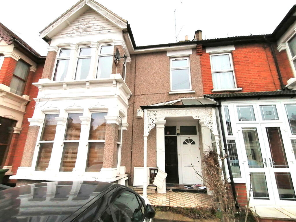 Main image of property: Warwick Gardens, Ilford, Essex, IG1
