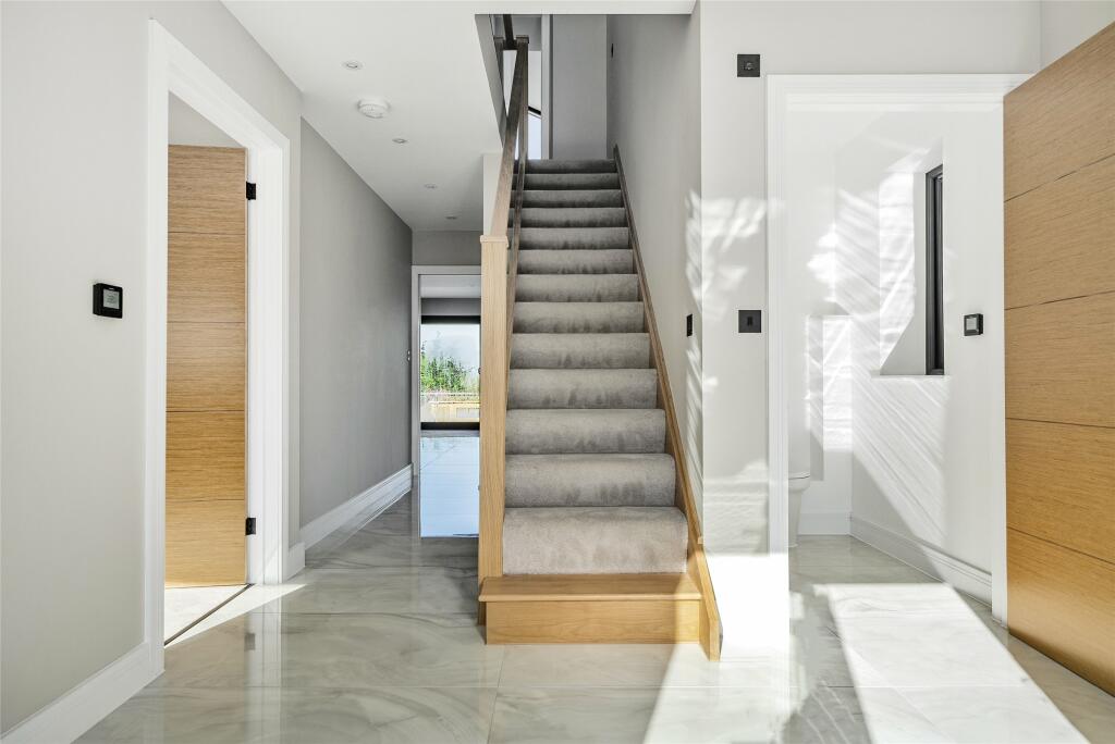 Additional property image - Down Road, Portishead, Bristol, Somerset, BS20