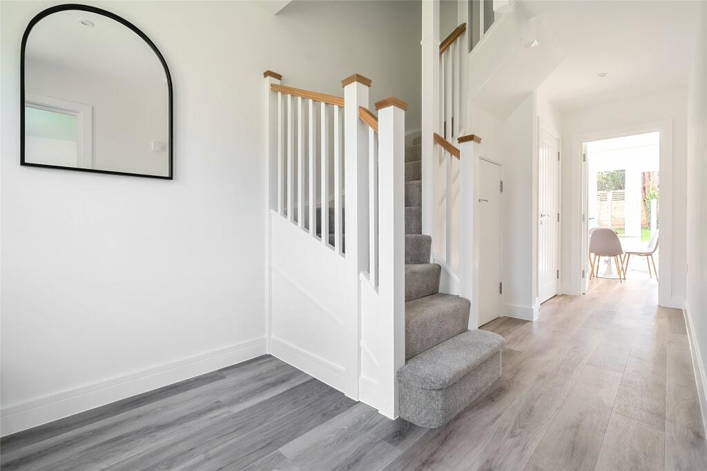 Additional property image - Yew Tree Cottages, The Common, Patchway, Bristol, BS34