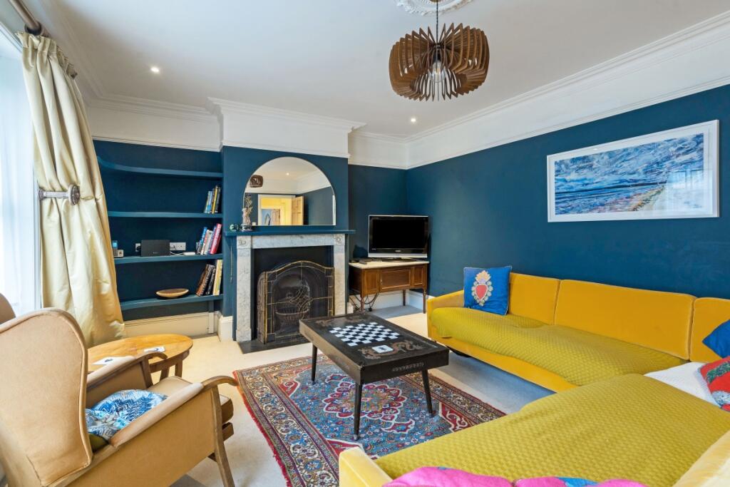 Main image of property: Long Street Devizes SN10