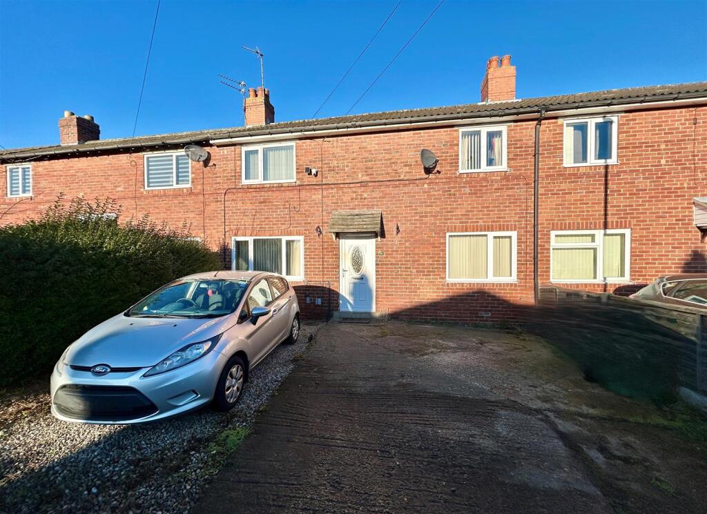 Main image of property: Cliff Crescent, Kippax, Leeds