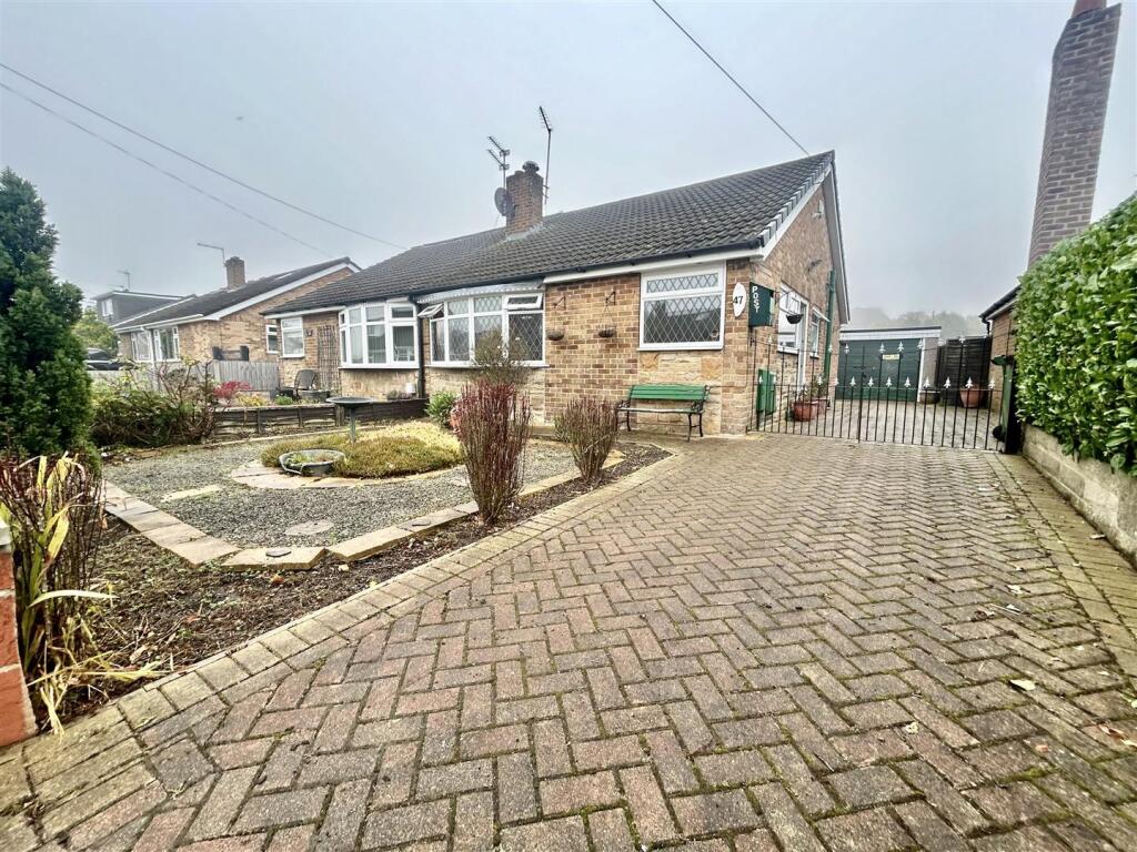 Main image of property: Calvert Close, Kippax, Leeds