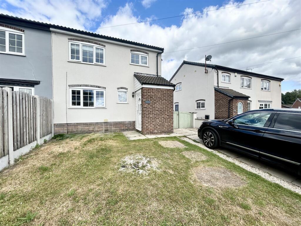 Main image of property: Greenfield Garth, Kippax, Leeds