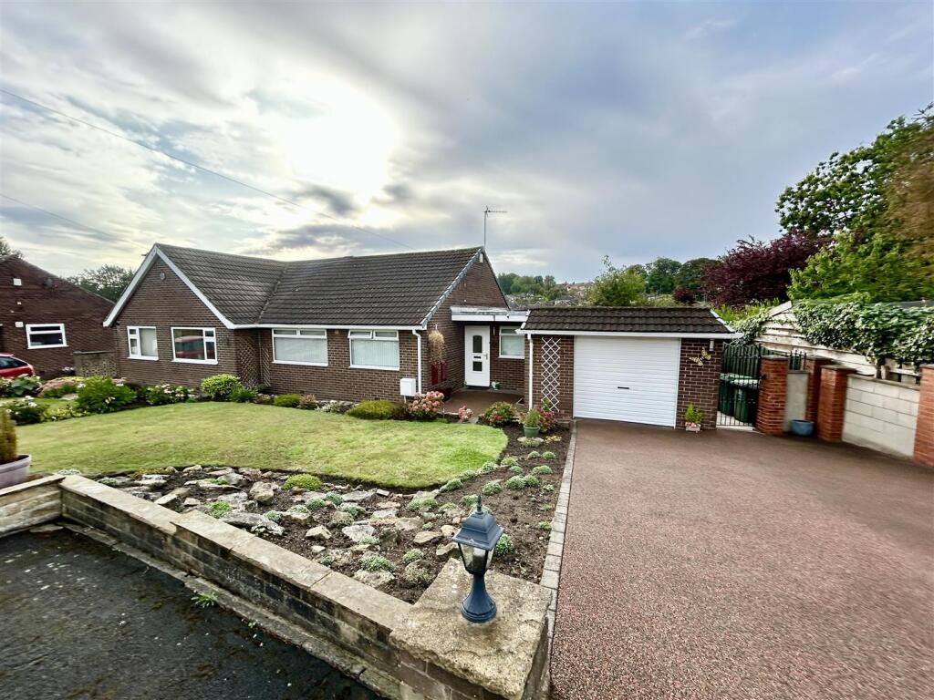 Main image of property: Windsor Close, Kippax, Leeds