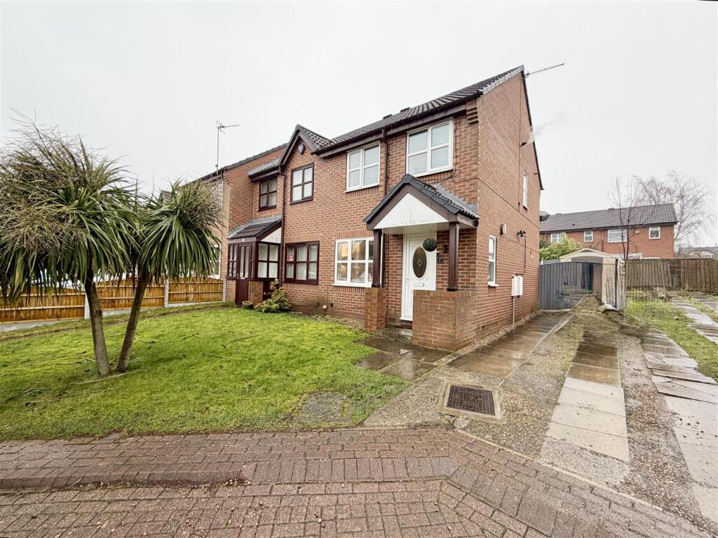 Main image of property: Pinders Green Fold, Methley, Leeds