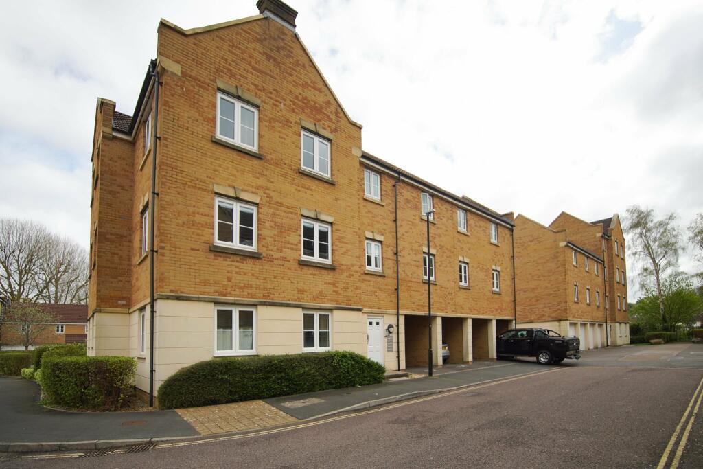 2 bedroom apartment for rent in Dickinsons Fields, Bedminster, Bristol, BS3