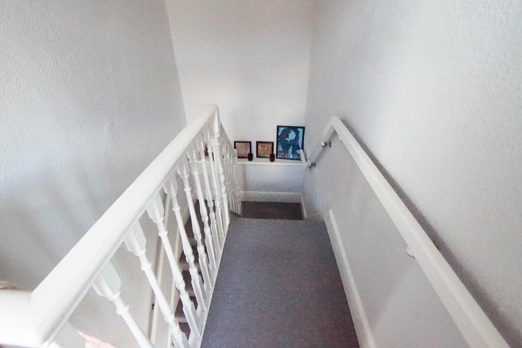 Additional property image - Primrose Lane, Kingswood, Bristol