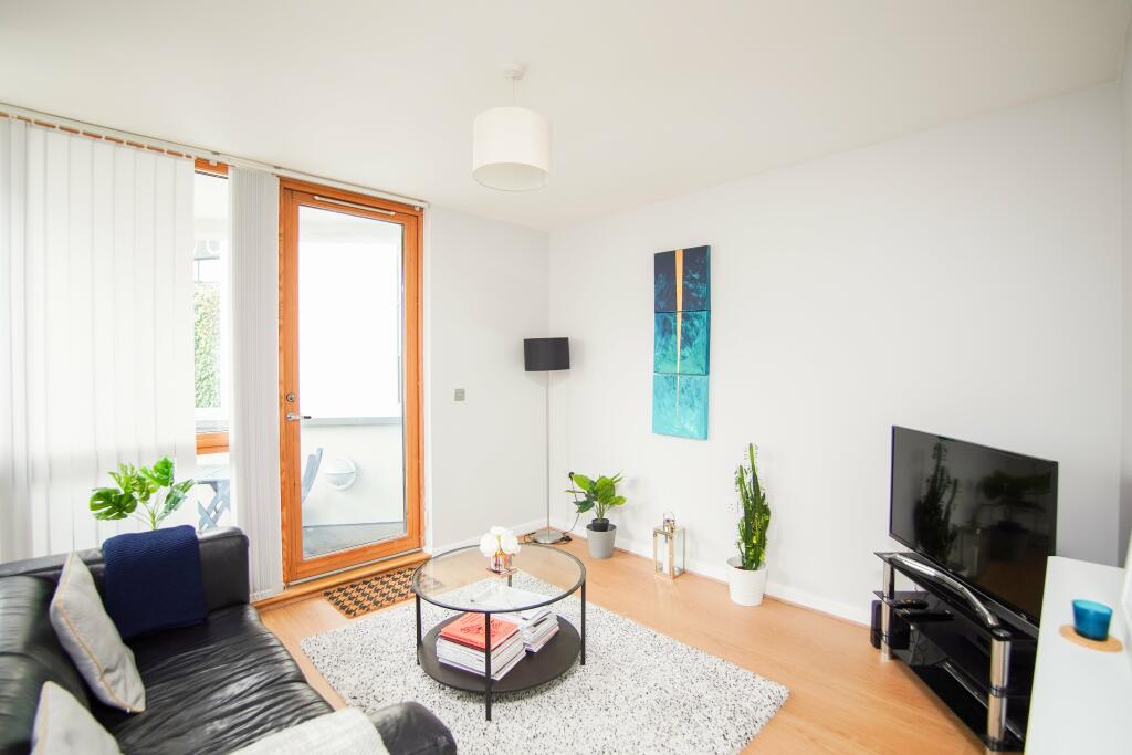 Additional property image - Waverley House, Cathedral Walk, Harbourside