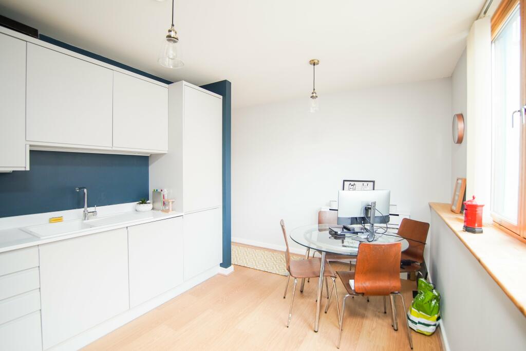 Additional property image - Waverley House, Cathedral Walk, Harbourside