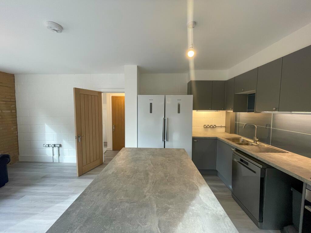 Additional property image - Edgeware Road, Staple Hill, Bristol