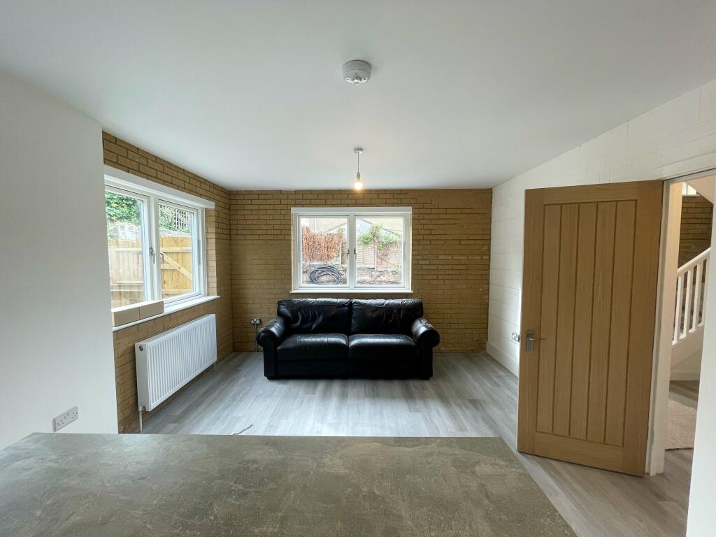 Additional property image - Edgeware Road, Staple Hill, Bristol