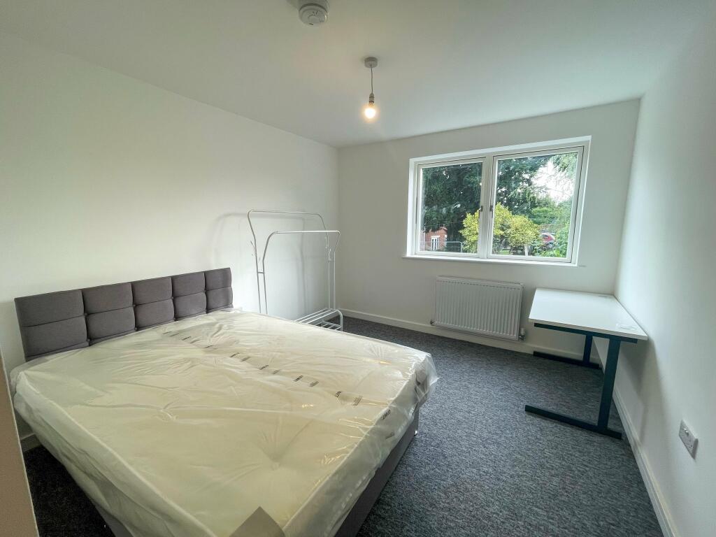 Additional property image - Edgeware Road, Staple Hill, Bristol
