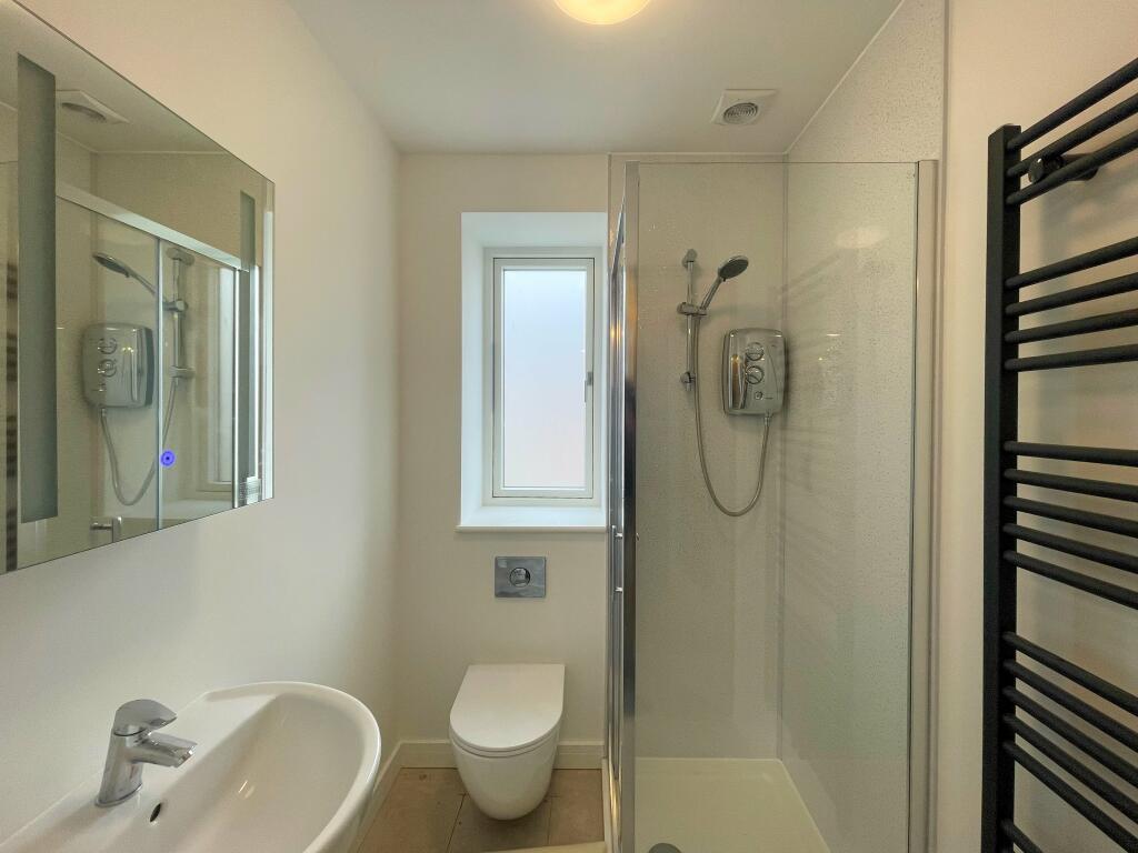 Additional property image - Edgeware Road, Staple Hill, Bristol