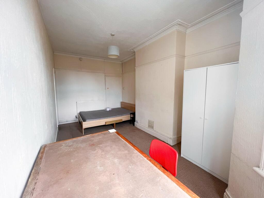 Additional property image - High Street, Staple Hill, Bristol
